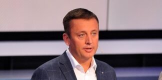 на останніх місцевих виборах Сергій Кудлаєнко зайняв друге місце, поступившись Сергію Моргунову на виборах міського голови Вінниці.
