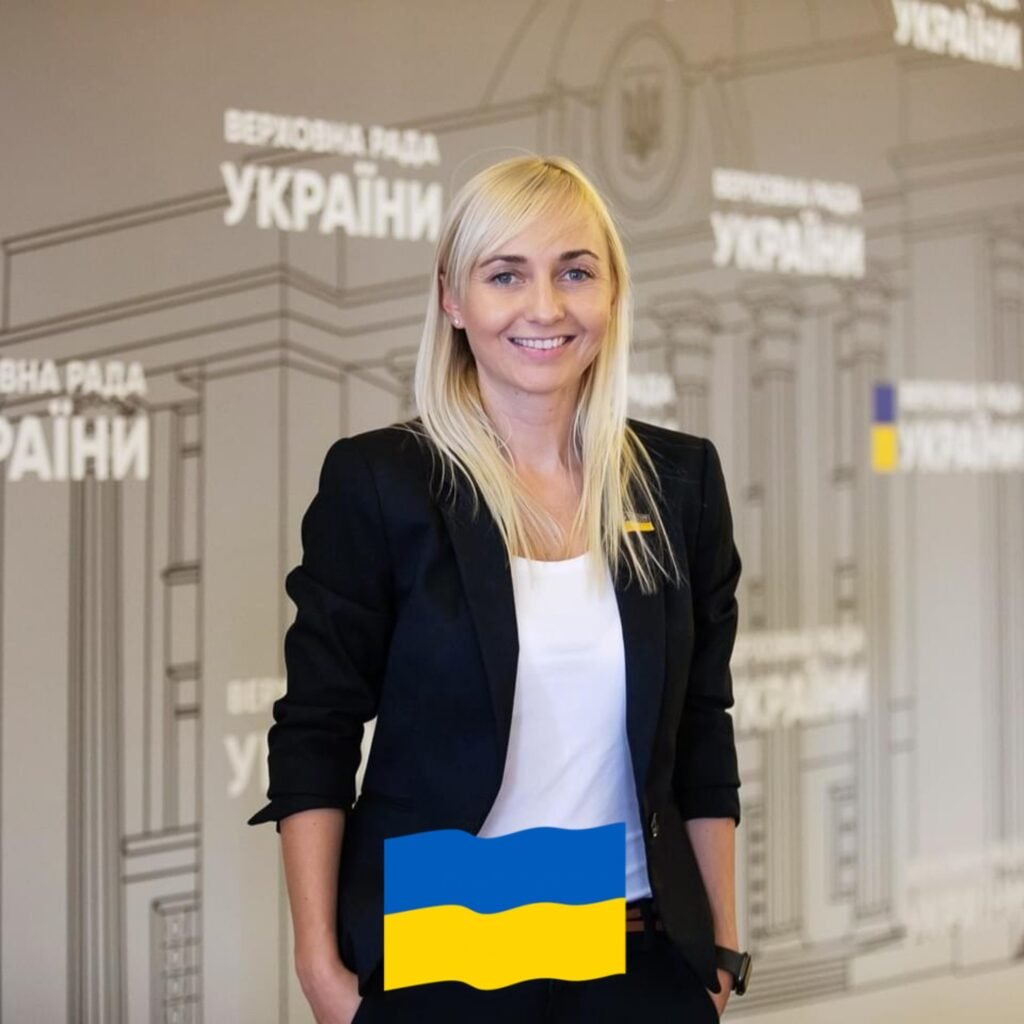 Олександра Юріївна Устінова найбільш плідне попрацювала на законодавчій ниві – у її активі 41 внесений законопроєкт. 