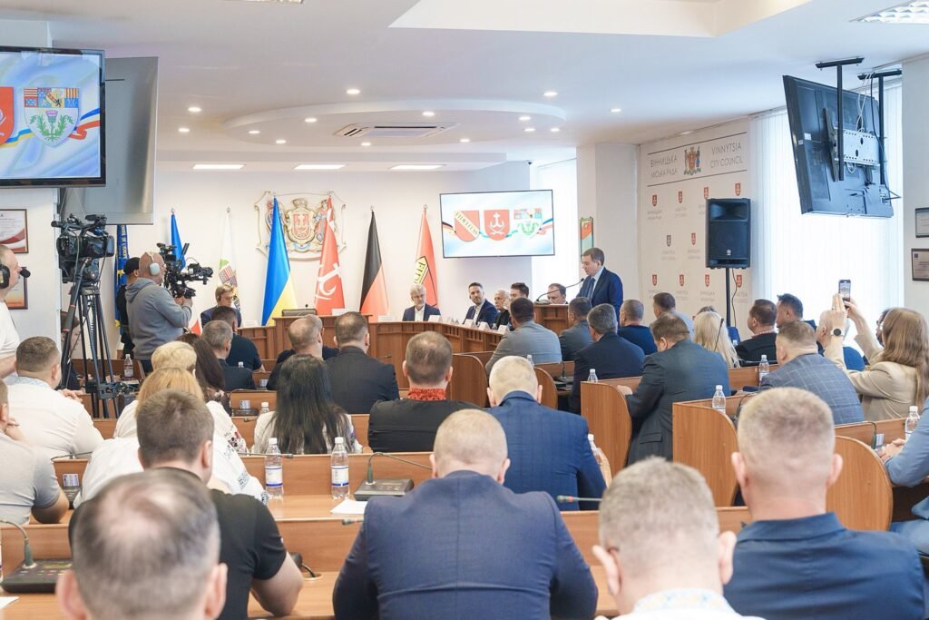 Підписуйтесь на наш телеграм-каналі: https://t.me/politarenainfo1