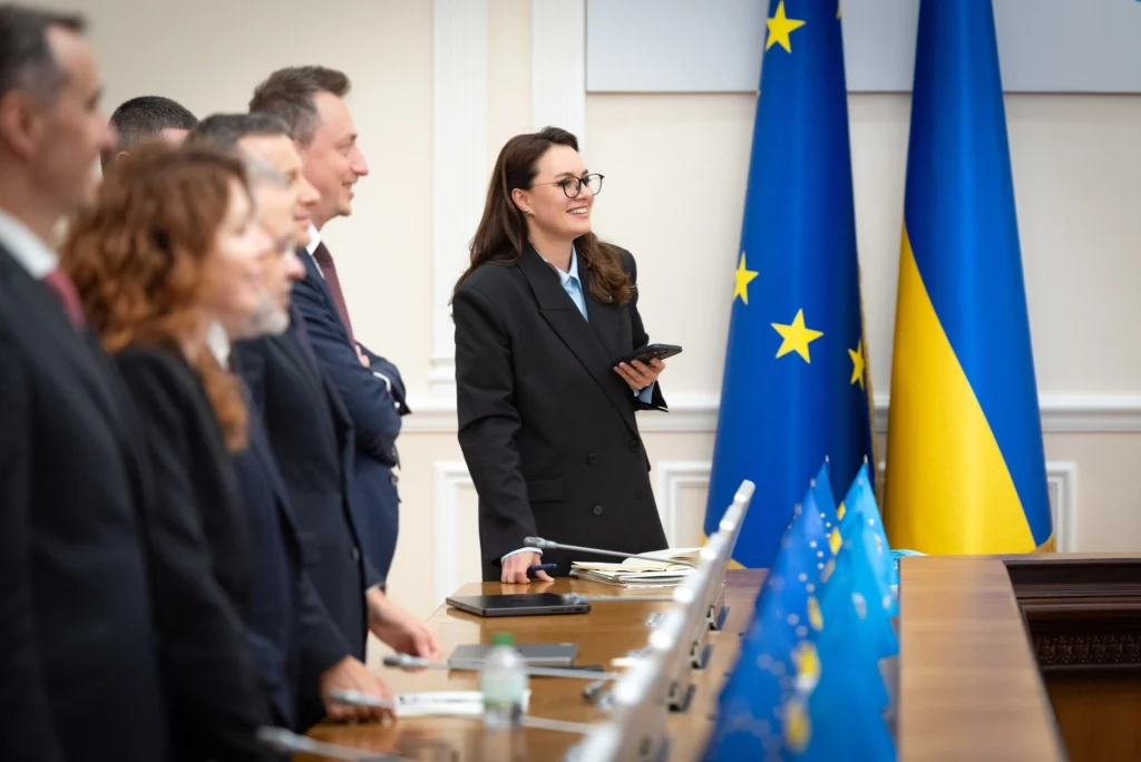 як відреагували народні депутати – представники Вінниччини у парламенті на відставку одного уряду та призначення нового?