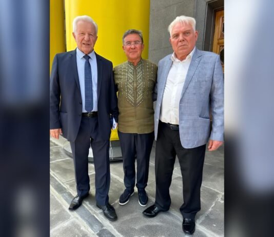 Народні депутати першого скликання від Вінниччини, яких вшанували як засновників сучасної України