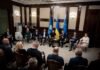 Учасники засідання Конгресу місцевих та регіональних влад, присвяченого державним фінансам і фінансуванню громад.